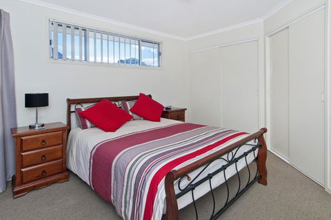 TOPVIEWS - 15Second Av BH - Grafton Accommodation 3