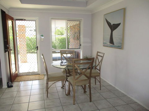 Torquay Beach Holiday House - Grafton Accommodation 2