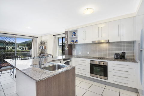 Townhouse On The Canal - Grafton Accommodation 1