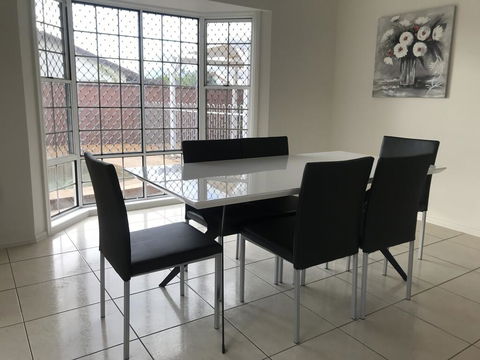 Townsville Wistaria Spacious Home - Grafton Accommodation 2