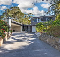 Treehouse Jervis Bay - Grafton Accommodation