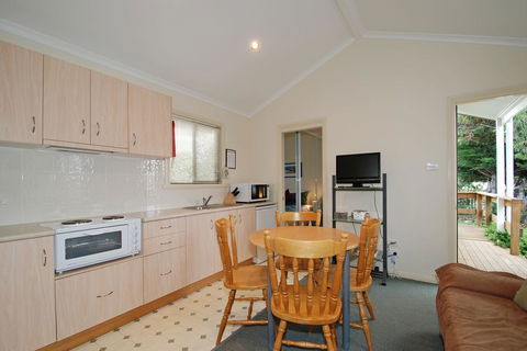 Triabunna Cabin & Caravan Park - Grafton Accommodation 0