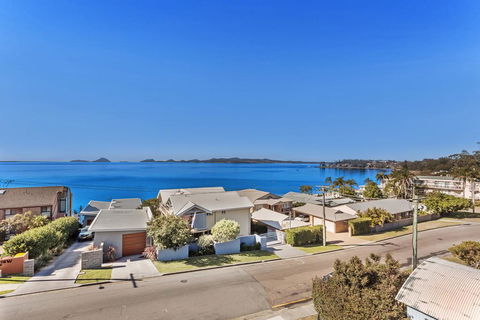 Triview Unit 11 - Soldiers Point - Grafton Accommodation 1