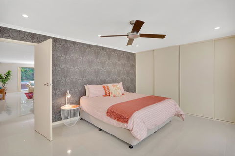 Tropical Oasis - Grafton Accommodation 3