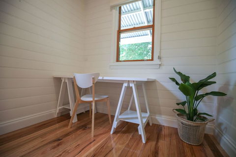 Two Oaks - Grafton Accommodation 3