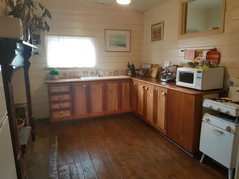 Twomey's Cottage - Grafton Accommodation 3