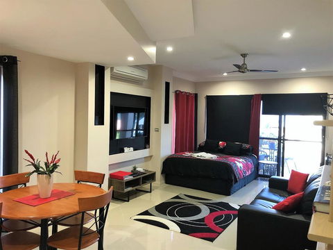 Ultra Modern Private Studio Room - Grafton Accommodation 0