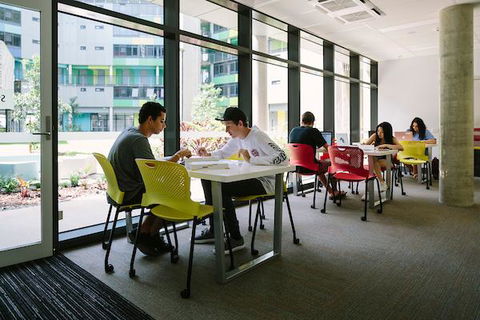 UniLodge John Grey Hall - Grafton Accommodation 2