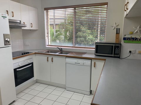 Unit 3 'Kings Cove', Kings Beach - Grafton Accommodation 2