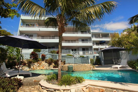 Unit 9, Coolum Blueseas Apartments, 59-61 Coolum Tce, Coolum Beach, 400 BOND, LINEN INCLUDED - Grafton Accommodation 1