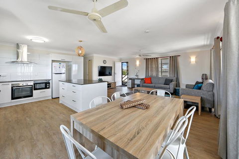 Upstairs And Downstairs - 81 Denman Camp Rd - Grafton Accommodation 0