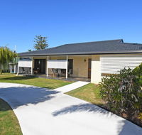 Urangan Harbour Bungalow - Grafton Accommodation