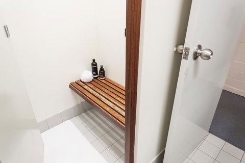 Vickery House 8 Bedroom Flat - Grafton Accommodation 3