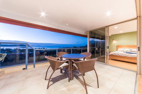 VIEWS ON ELSHEBY - Grafton Accommodation 2