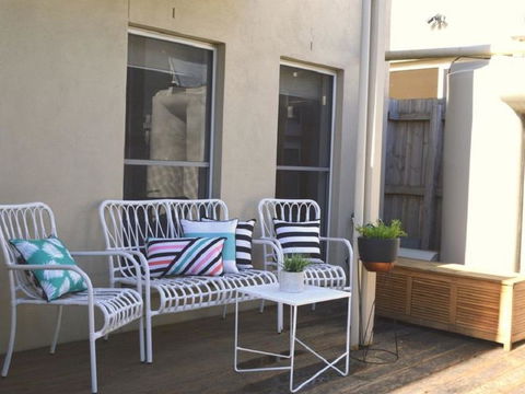 Villa By The Sea - Grafton Accommodation 2