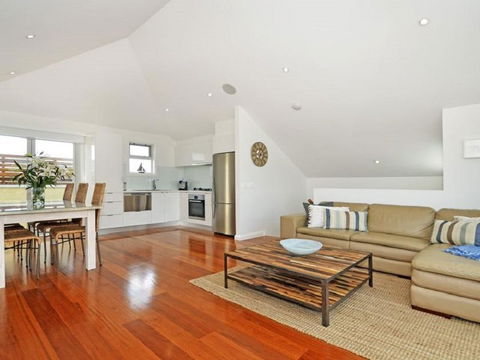 Villa By The Sea - Grafton Accommodation 1