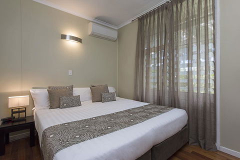Villa Frangipani - Grafton Accommodation 3