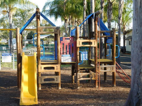 Villa Holiday Park - Grafton Accommodation 1