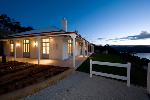 Villa Talia Tasmania - Grafton Accommodation 2