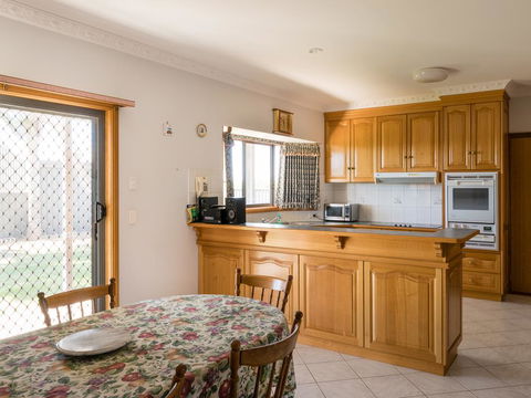 Vineyard Retreat Mildura - Grafton Accommodation 3