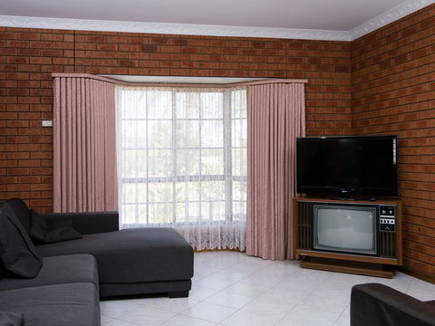 Vineyard Retreat Mildura - Grafton Accommodation 1