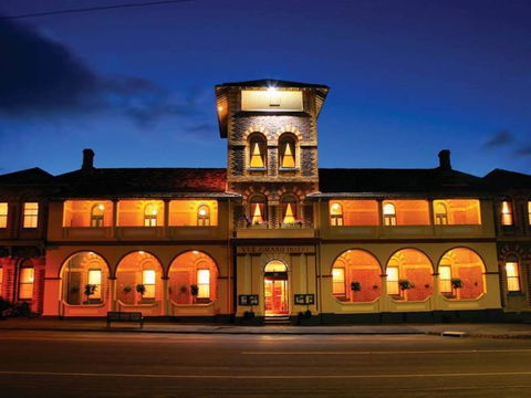 Vue Grand Hotel - Grafton Accommodation 0