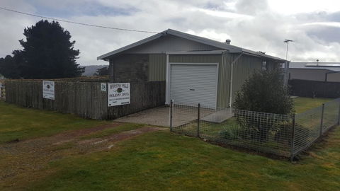 Waratah Falls Holiday Unit - Grafton Accommodation 0