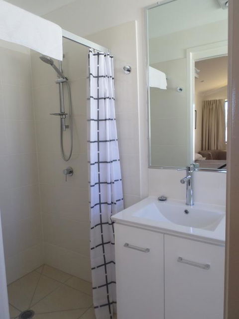Warrego Hotel Motel Cunnamulla - Grafton Accommodation 1