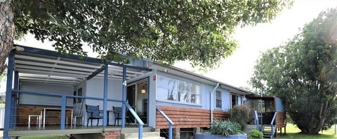 Waterfront Cottages - Grafton Accommodation 1