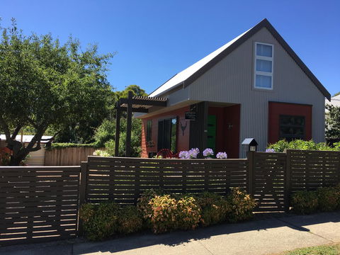 Daydream Cottage - Grafton Accommodation 5