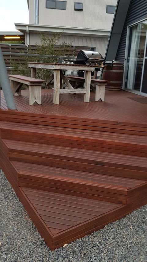 The A-Frame - Grafton Accommodation 5