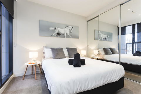 Complete Host 50 Claremont St Apartments - Grafton Accommodation 1