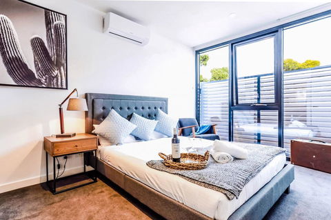 South Melbourne Short-stay Apartment - Grafton Accommodation 0