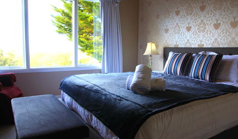 Beautiful View House - Grafton Accommodation 13