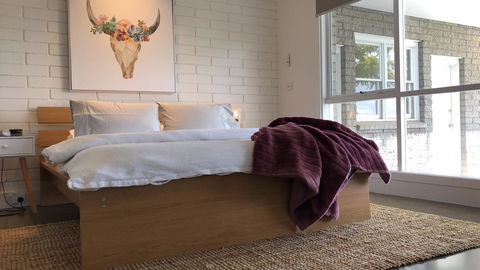 Casa Dromana - Grafton Accommodation 9