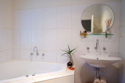 Healesville Apartments - Grafton Accommodation 4