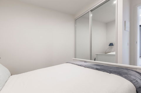 WeMeet@Melbourne Center - Grafton Accommodation 24