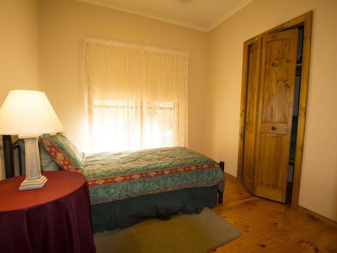 Angel's Rest - Grafton Accommodation 3