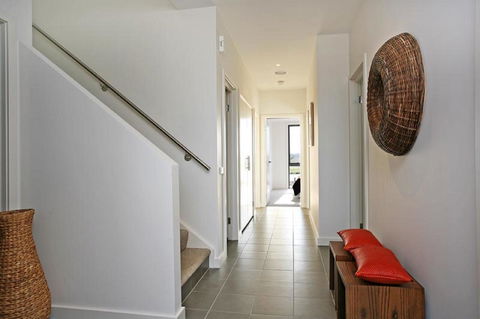 1 Pebble Place - Grafton Accommodation 6