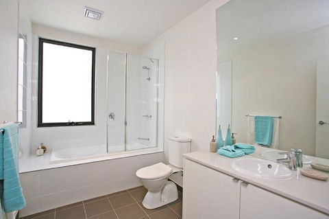 1 Pebble Place - Grafton Accommodation 7