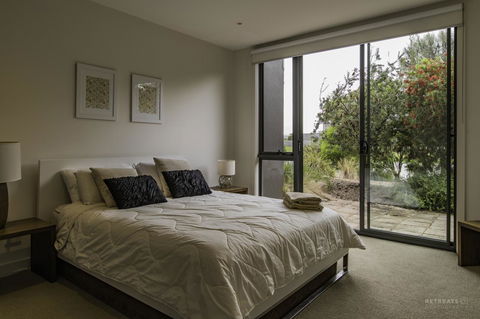 1 Pebble Place - Grafton Accommodation 11
