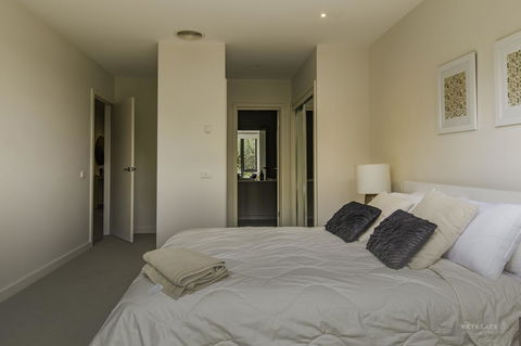 1 Pebble Place - Grafton Accommodation 10