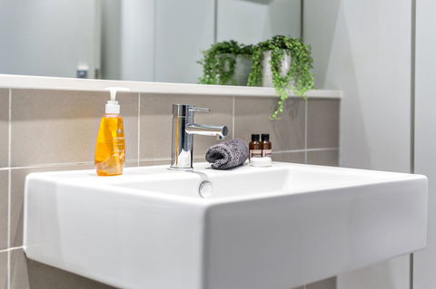 Complete Host Leopold Apartments - Grafton Accommodation 17