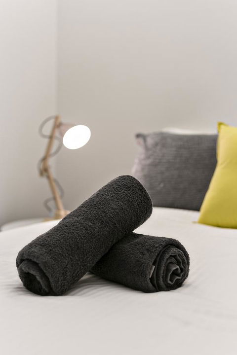 Complete Host Leopold Apartments - Grafton Accommodation 16