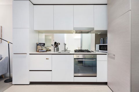 Complete Host Leopold Apartments - Grafton Accommodation 9