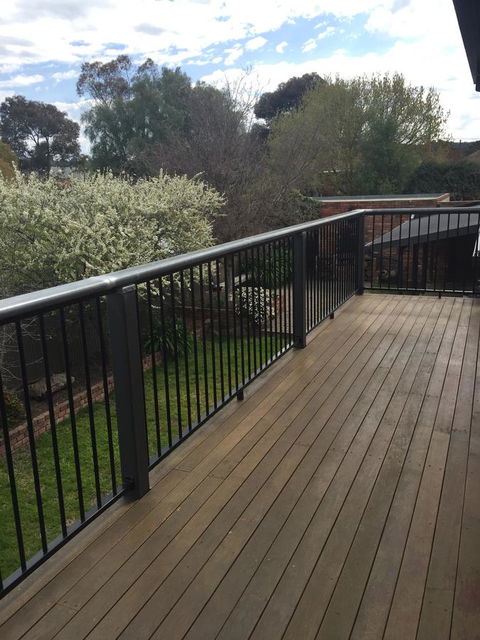 Bricks And Roses - Grafton Accommodation 5