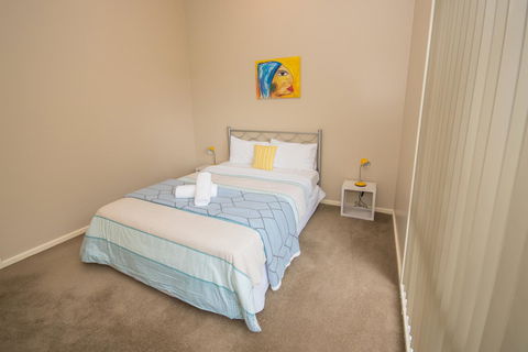 The Pitch - Grafton Accommodation 31