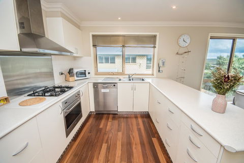 The Pitch - Grafton Accommodation 7