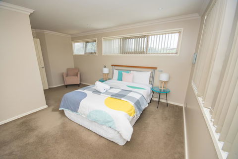 The Pitch - Grafton Accommodation 15