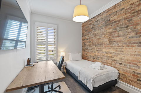 Work Sleep Live Melbourne - Grafton Accommodation 6